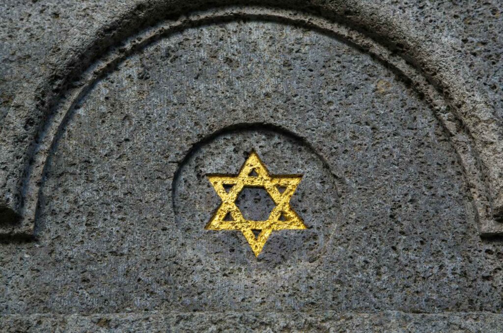 חידוש מצבות